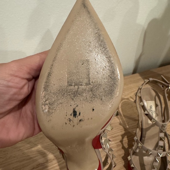 Valentino Red Pointed-Toe Rockstud T-Strap Pumps with Nude Straps - Picture 4 of 15
